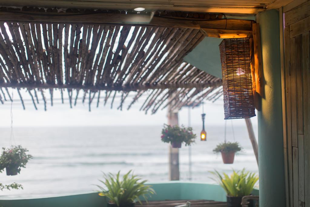 Barefoot Hotel Kalim Beach Front Patong Экстерьер фото
