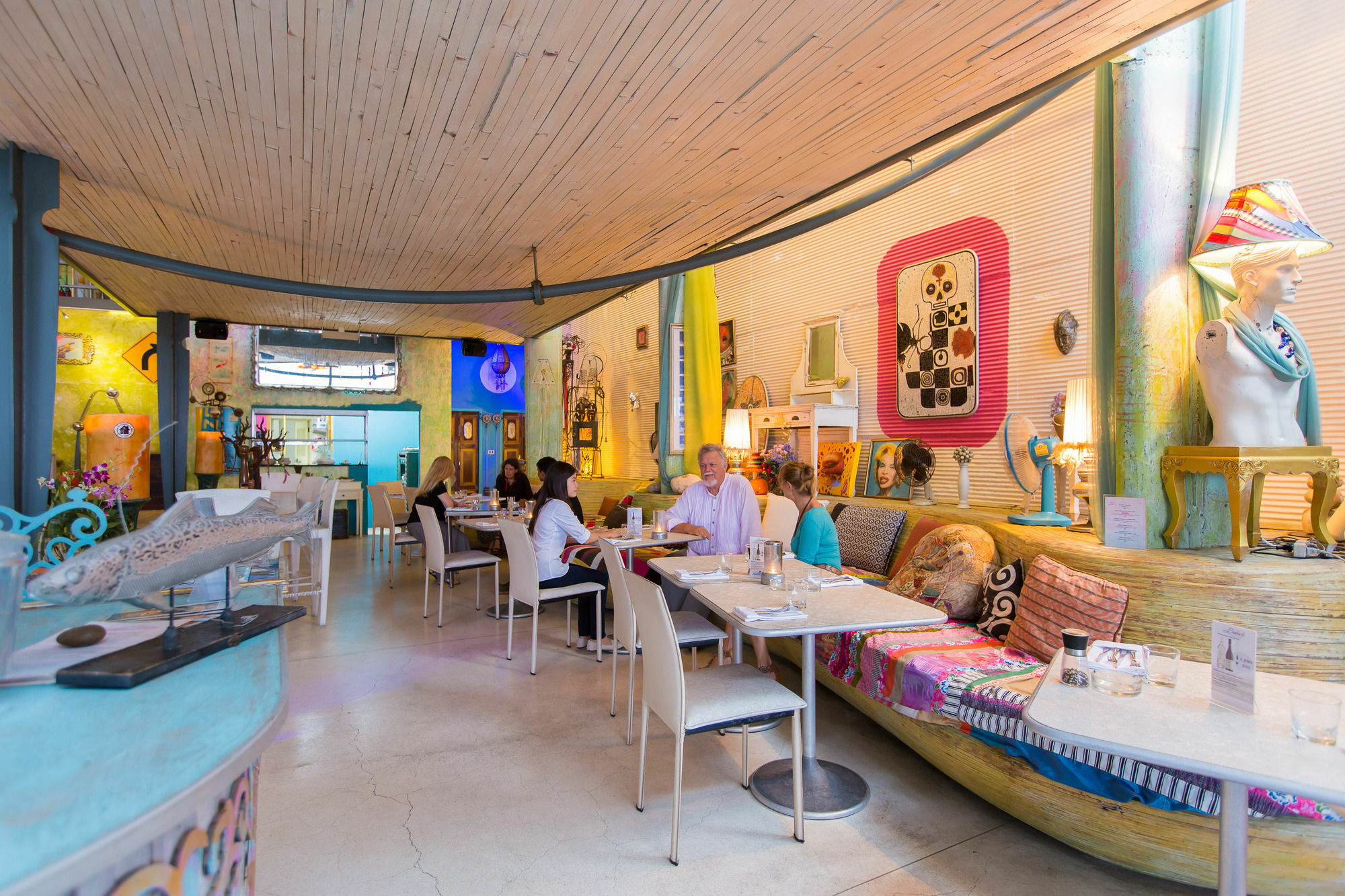 Barefoot Hotel Kalim Beach Front Patong Экстерьер фото